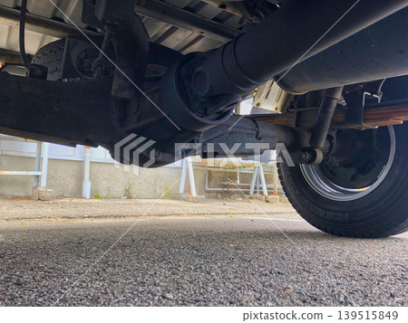 Underbody of a commercial truck 139515849