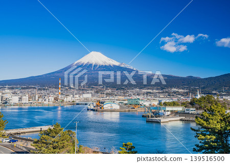 富士市街景及田笠浦港(靜岡縣)風光 富士市街景及田笠浦港(靜岡縣)風光 139516500