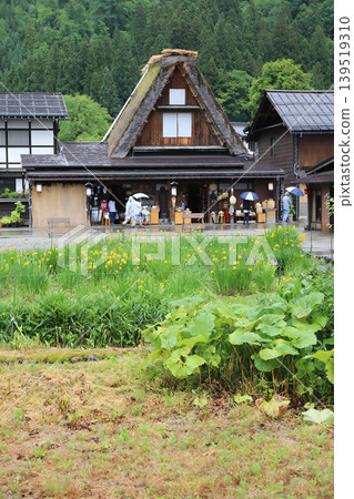 Shirakawa-go on a cloudy spring day Shirakawa-go on a cloudy spring day 139519310