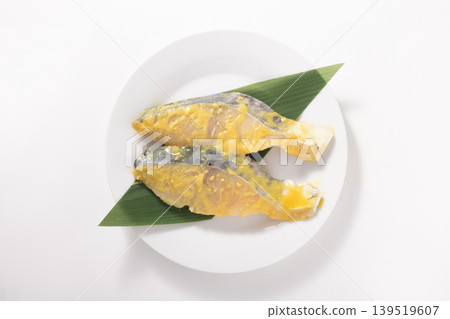 [韓國原產，宮城縣加工] 西洋鯖魚，用西京味噌醃製（烹飪前） 139519607