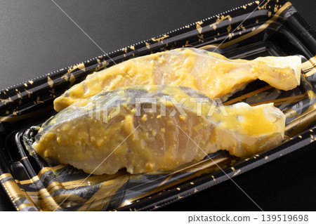 [Korean origin, processed in Miyagi Prefecture] Spanish mackerel marinated in Saikyo miso. 139519698