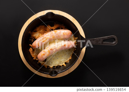 烤香腸配起司 烤香腸配起司 139519854