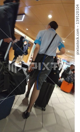 Cabin Crew_1003 139520104