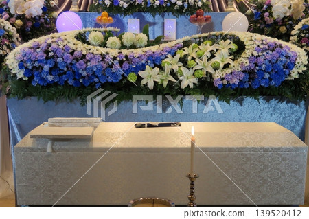Fashionable flower altar Fashionable flower altar 139520412