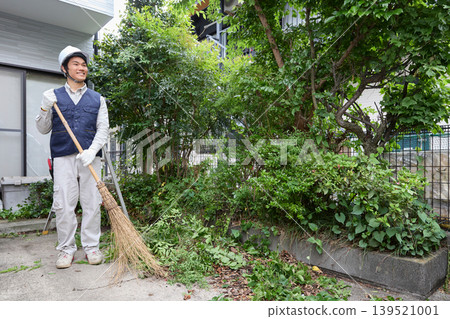 cleaning, cleaning up, cleanup 139521001