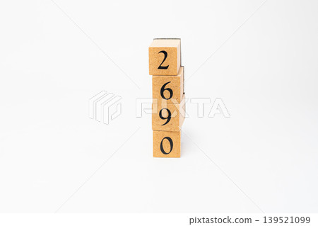 用木塊拼成的四位數 用木塊拼成的四位數 139521099