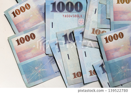Taiwan dollar banknotes, Taiwan Currency 139522780