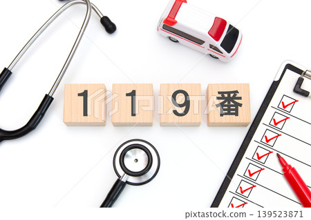 119 (emergency number): Ambulance, stethoscope, and checklist 139523871