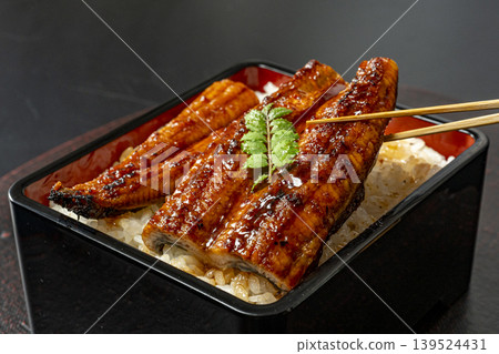 看起來好像很美味的重口味 看起來好像很美味的重口味 139524431