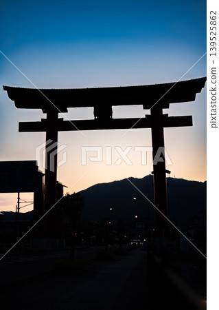 Silhouette of a torii gate at dusk Silhouette of a torii gate at dusk 139525862