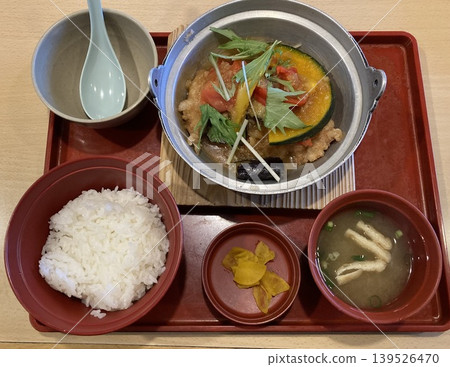 Chicken Tatsuta-age with grated radish set meal Chicken Tatsuta-age with grated radish set meal 139526470