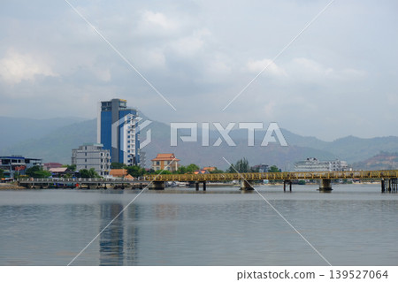city in the lake city in the lake 139527064