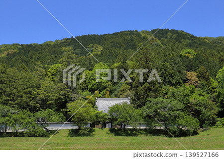 浪漫的茨城(板敷山上的大覺寺,小瀨川的源頭。春日陽光下,嫩葉萌發。)石岡市,大覺山 浪漫的茨城(板敷山上的大覺寺,小瀨川的源頭。春日陽光下,嫩葉萌發。)石岡市,大覺山 139527166