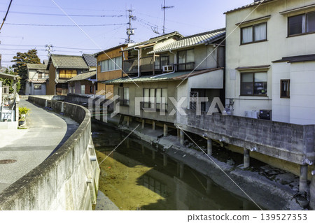 岡山縣笠岡市市中心隅田川沿岸的街景 岡山縣笠岡市市中心隅田川沿岸的街景 139527353