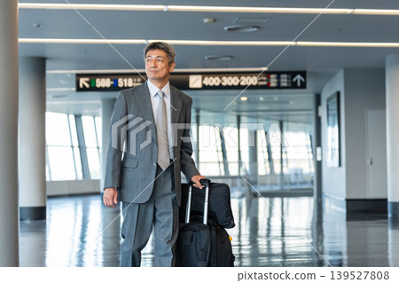 手提包的商人 手提包的商人 139527808