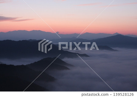 Sea of clouds Sea of clouds 139528126