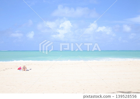 夏威夷的凱魯瓦海灘 夏威夷的凱魯瓦海灘 139528556
