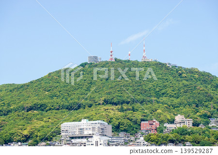 從長崎萬豪酒店拍攝的長崎市全景(攝於2026年5月) 從長崎萬豪酒店拍攝的長崎市全景(攝於2026年5月) 139529287