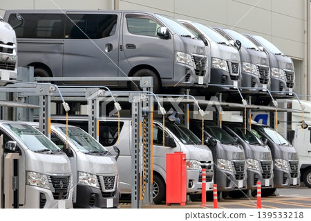 Mechanical parking lot image 139533218