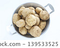 New potatoes 139533525