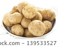 New potatoes 139533527