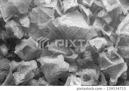 crystals and flakes of pyramidal Indian salt 139534715