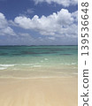 Beautiful beach scenery in the tropics 139536648