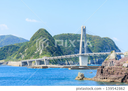 Koshiki Daimyojin Bridge in early summer, Satsumasendai City, Kagoshima Prefecture Koshiki Daimyojin Bridge in early summer, Satsumasendai City, Kagoshima Prefecture 139542862