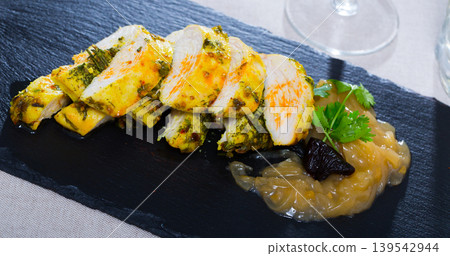 Turkey breast with caramelized onion Turkey breast with caramelized onion 139542944