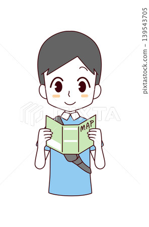 圖:一名男子正在查看紙質地圖 圖:一名男子正在查看紙質地圖 139543705