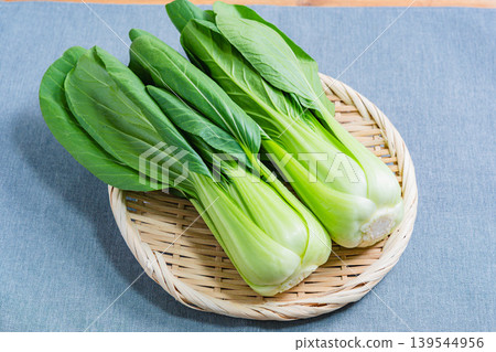 Fresh bok choy served on a sieve Fresh bok choy served on a sieve 139544956