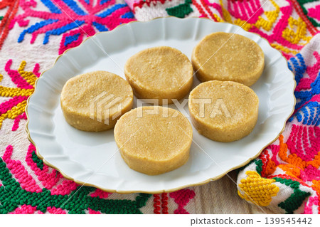 Mazapán, a traditional Mexican sweet. Mazapán, a traditional Mexican sweet. 139545442