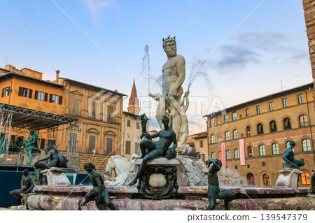 Fountain of Neptune in Florence, Italy 139547379