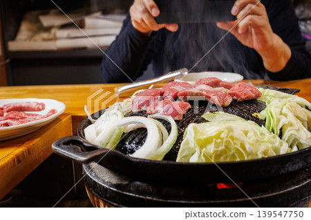 Genghis Khan grilled over charcoal begins! Genghis Khan grilled over charcoal begins! 139547750