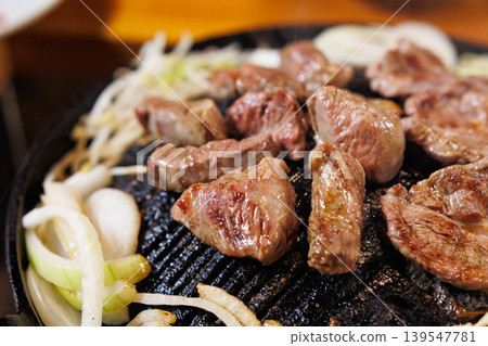 美味的生羊肉 美味的生羊肉 139547781