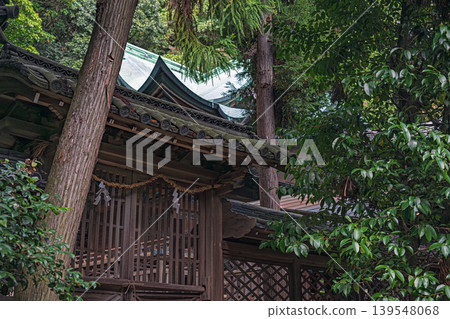Akahosaka Pass, Oosake Shrine Main Hall Akahosaka Pass, Oosake Shrine Main Hall 139548068