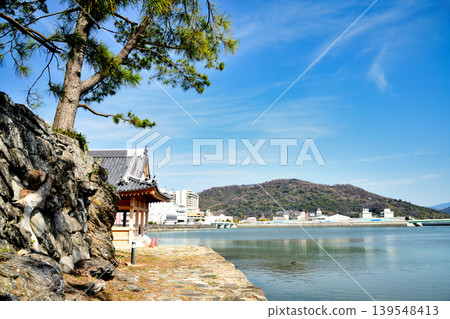 環海閣和名草山（和歌浦）的景色[和歌山縣和歌山市] 139548413