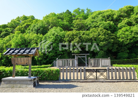 The fresh green of Fusuda Mausoleum 139549821