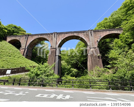 Usui Third Bridge, Meganebashi (Spectacles Bridge), Annaka City, Gunma Prefecture 139554096