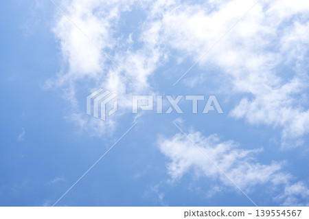 Early summer sky, blue sky, clear sky, May image Early summer sky, blue sky, clear sky, May image 139554567