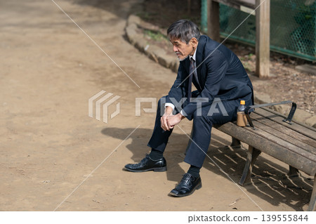 沮喪的商人 139555844