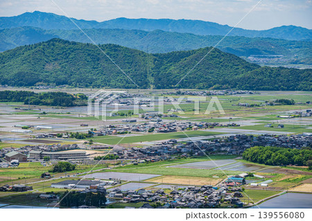 View from the observation deck at the summit of Mt. Akagami (Mt. Tarobo), Higashiomi City, Shiga Prefecture 139556080