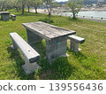 可以欣賞海景的公園長椅 可以欣賞海景的公園長椅 139556436