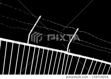 High Contrast Barbed Wire Fence Abstract High Contrast Barbed Wire Fence Abstract 139558056