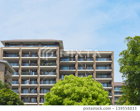 Luxury apartments in Hiroo surrounded by lush greenery: Urban landscape (April 2026) Luxury apartments in Hiroo surrounded by lush greenery: Urban landscape (April 2026) 139558833