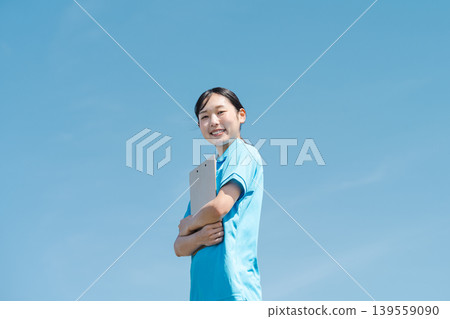 年輕女護理師的肖像 年輕女護理師的肖像 139559090