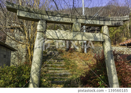 岡山縣笠岡市笠岡市中心、金刀比羅神社、鳥居 岡山縣笠岡市笠岡市中心、金刀比羅神社、鳥居 139560185