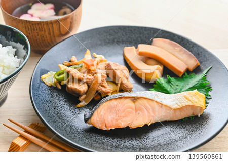 烤三文魚 139560861