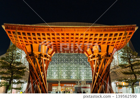 Night view of Tsuzumi Gate at Kanazawa Station in Kanazawa, Japan Night view of Tsuzumi Gate at Kanazawa Station in Kanazawa, Japan 139562590