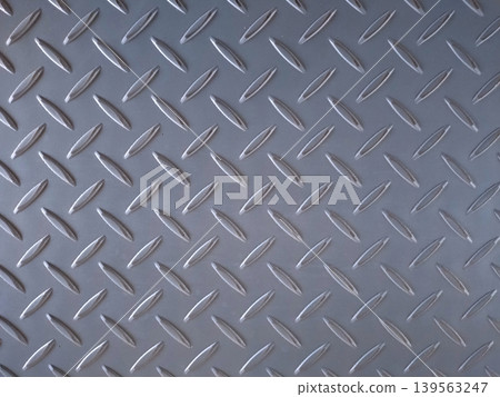 Checkered steel plate with anti-slip surface 139563247